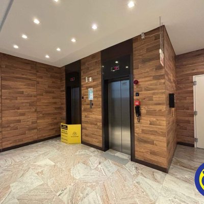 Salas/Conjuntos com 912m², 6 garagens, no bairro Trindade em Florianópolis