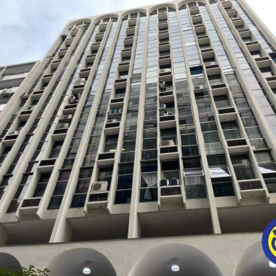 Sala com 83m², no bairro Centro em Florianópolis