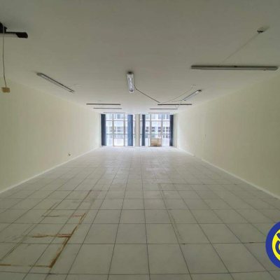Sala com 83m², no bairro Centro em Florianópolis