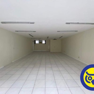 Sala com 83m², no bairro Centro em Florianópolis