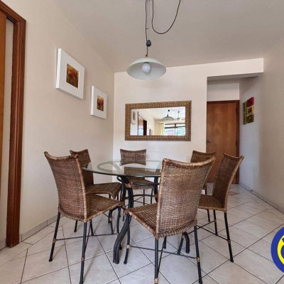 Apartamento com 76m², 2 quartos, 1 suíte, 1 garagem, no bairro Centro em Florianópolis