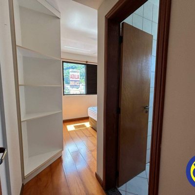 Apartamento com 76m², 2 quartos, 1 suíte, 1 garagem, no bairro Centro em Florianópolis