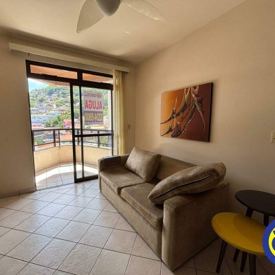 Apartamento com 76m², 2 quartos, 1 suíte, 1 garagem, no bairro Centro em Florianópolis