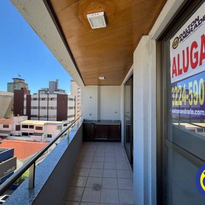 Apartamento com 116m², 4 quartos, 1 suíte, 1 garagem, no bairro Centro em Florianópolis