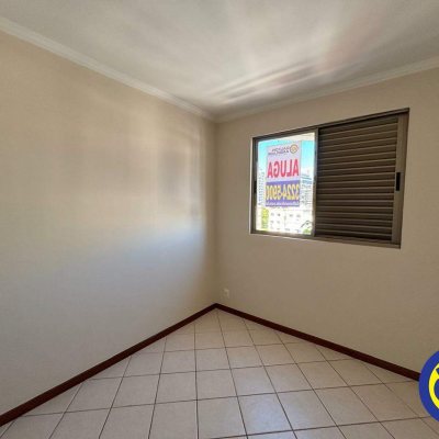 Apartamento com 116m², 4 quartos, 1 suíte, 1 garagem, no bairro Centro em Florianópolis