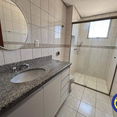 Apartamento com 116m², 4 quartos, 1 suíte, 1 garagem, no bairro Centro em Florianópolis