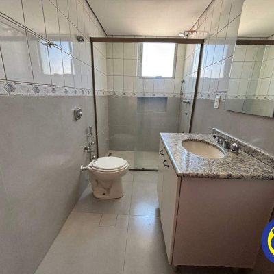 Apartamento com 116m², 4 quartos, 1 suíte, 1 garagem, no bairro Centro em Florianópolis