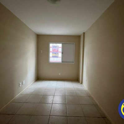 Apartamento com 80m², 2 quartos (sendo 1 suíte), 1 garagem, no bairro Trindade em Florianópolis