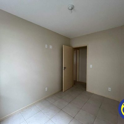 Apartamento com 80m², 2 quartos (sendo 1 suíte), 1 garagem, no bairro Trindade em Florianópolis