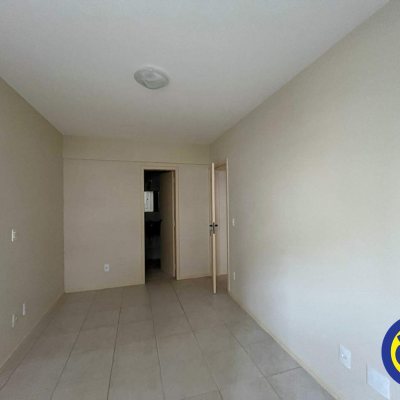 Apartamento com 80m², 2 quartos (sendo 1 suíte), 1 garagem, no bairro Trindade em Florianópolis