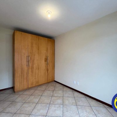 Apartamento com 76m², 2 quartos, 1 garagem, no bairro Centro em Florianópolis