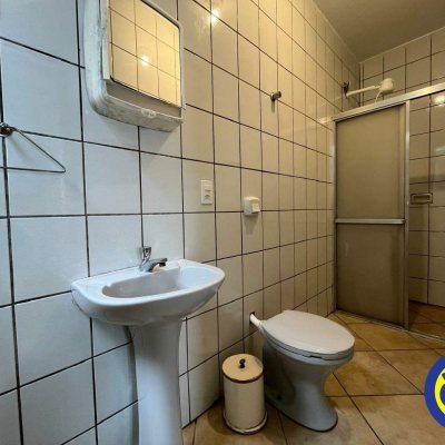 Apartamento com 76m², 2 quartos, 1 garagem, no bairro Centro em Florianópolis