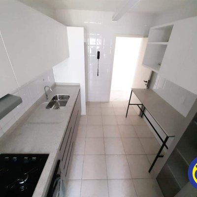 Apartamento com 87m², 3 quartos, 1 suíte, 1 garagem, no bairro Trindade em Florianópolis