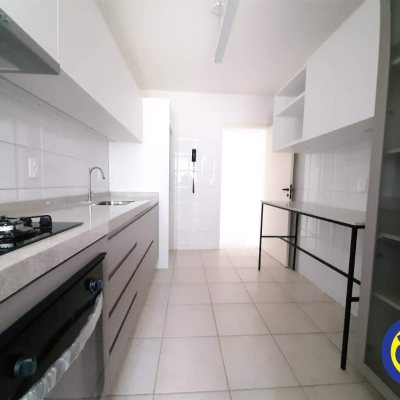 Apartamento com 87m², 3 quartos, 1 suíte, 1 garagem, no bairro Trindade em Florianópolis