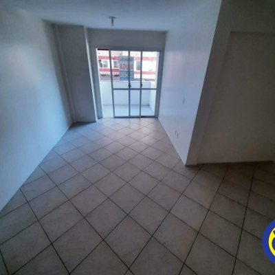 Apartamento com 87m², 3 quartos, 1 suíte, 1 garagem, no bairro Trindade em Florianópolis