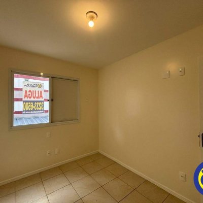 Apartamento com 87m², 3 quartos (sendo 1 suíte), 1 garagem, no bairro Trindade em Florianópolis