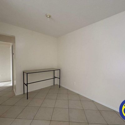 Apartamento com 87m², 3 quartos (sendo 1 suíte), 1 garagem, no bairro Trindade em Florianópolis