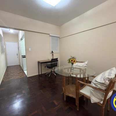 Apartamento com 32m², 1 quarto, no bairro Centro em Florianópolis