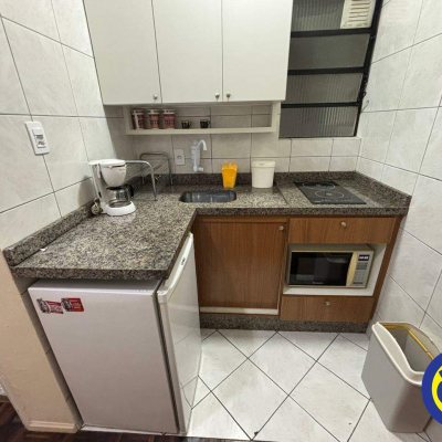 Apartamento com 32m², 1 quarto, no bairro Centro em Florianópolis