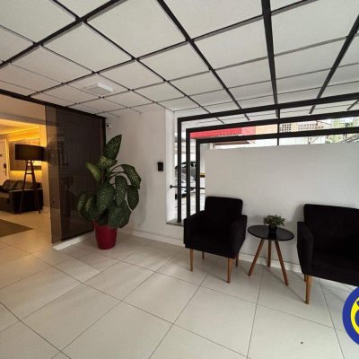 Apartamento com 109m², 3 quartos (sendo 1 suíte), 1 garagem, no bairro Centro em Florianópolis