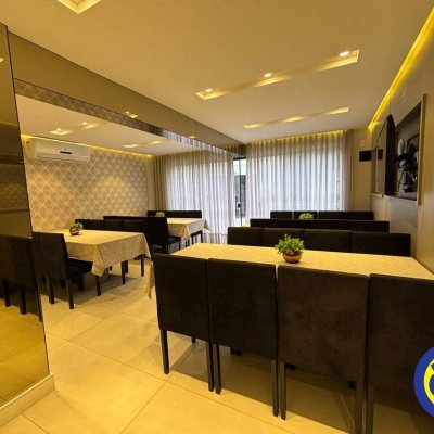 Apartamento com 109m², 3 quartos (sendo 1 suíte), 1 garagem, no bairro Centro em Florianópolis