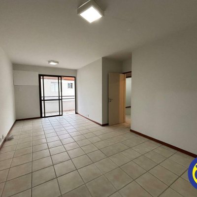 Apartamento com 109m², 3 quartos (sendo 1 suíte), 1 garagem, no bairro Centro em Florianópolis