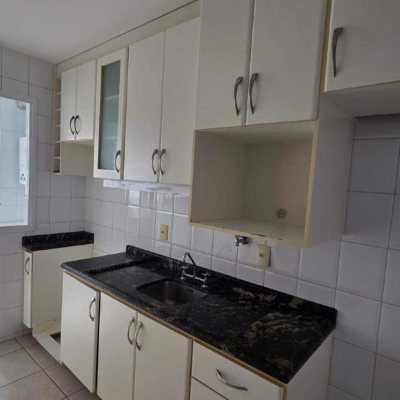 Apartamento com 100m², 2 quartos (sendo 1 suíte), 1 garagem, no bairro Trindade em Florianópolis