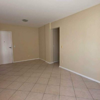 Apartamento com 100m², 2 quartos (sendo 1 suíte), 1 garagem, no bairro Trindade em Florianópolis