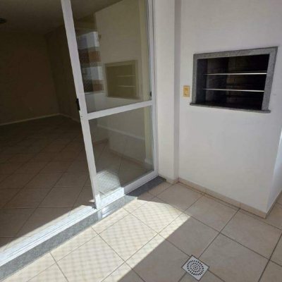 Apartamento com 100m², 2 quartos (sendo 1 suíte), 1 garagem, no bairro Trindade em Florianópolis