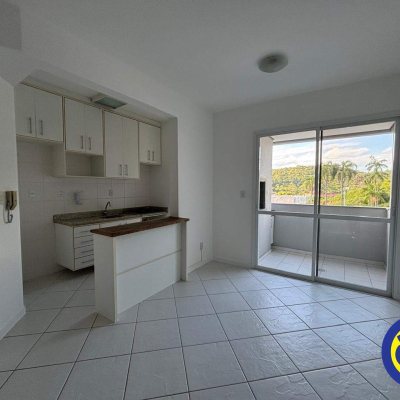Apartamento com 68m², 2 quartos, 1 suíte, 1 garagem, no bairro Itacorubi em Florianópolis