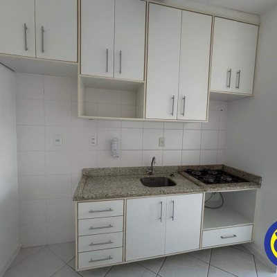 Apartamento com 68m², 2 quartos, 1 suíte, 1 garagem, no bairro Itacorubi em Florianópolis