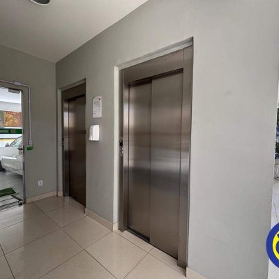 Apartamento com 90m², 2 quartos, 1 garagem, no bairro Centro em Florianópolis