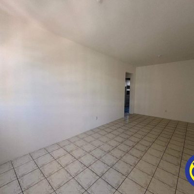 Apartamento com 90m², 2 quartos, 1 garagem, no bairro Centro em Florianópolis