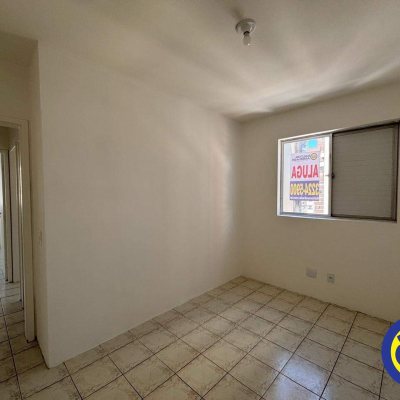 Apartamento com 90m², 2 quartos, 1 garagem, no bairro Centro em Florianópolis