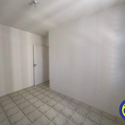 Apartamento com 90m², 2 quartos, 1 garagem, no bairro Centro em Florianópolis