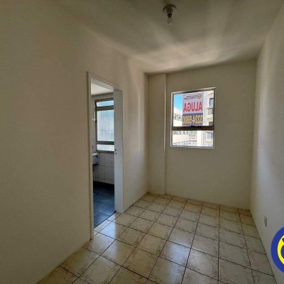 Apartamento com 90m², 2 quartos, 1 garagem, no bairro Centro em Florianópolis