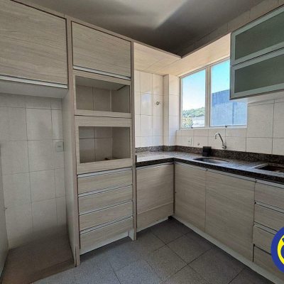 Apartamento com 90m², 2 quartos, 1 garagem, no bairro Centro em Florianópolis