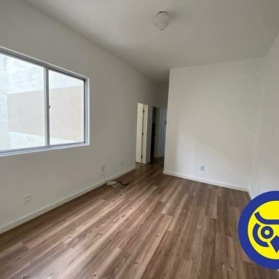Apartamento com 48m², 2 quartos, no bairro Centro em Florianópolis