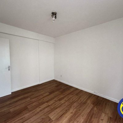 Apartamento com 60m², 2 quartos, 1 garagem, no bairro Universidade em Florianópolis