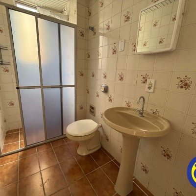 Apartamento com 60m², 2 quartos, 1 garagem, no bairro Universidade em Florianópolis