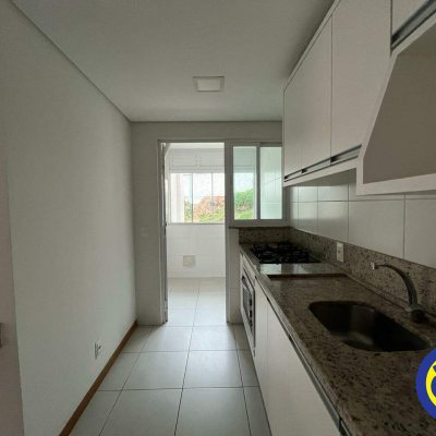 Apartamento com 86m², 2 quartos, 1 suíte, 1 garagem, no bairro Saco dos Limões em Florianópolis