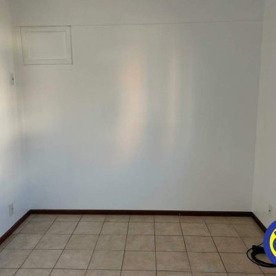 Apartamento com 66m², 2 quartos (sendo 1 suíte), no bairro Canasvieiras em Florianópolis