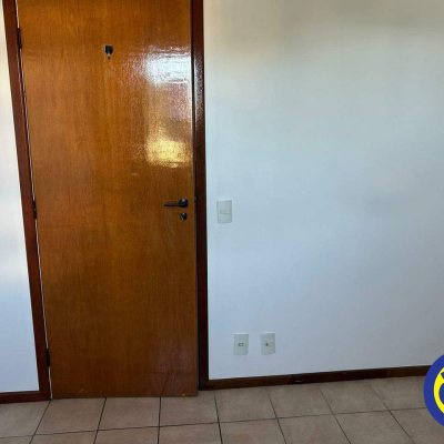 Apartamento com 66m², 2 quartos (sendo 1 suíte), no bairro Canasvieiras em Florianópolis