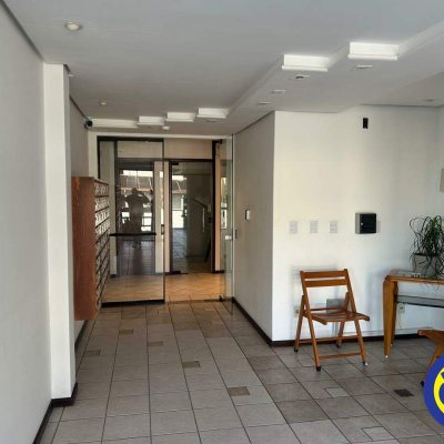 Apartamento com 66m², 2 quartos (sendo 1 suíte), no bairro Canasvieiras em Florianópolis