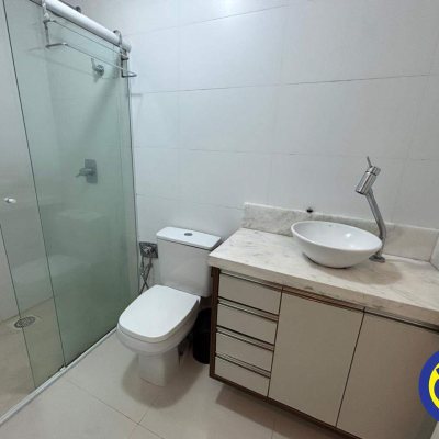 Apartamento com 76m², 2 quartos, 2 suítes, 2 garagens, no bairro João Paulo em Florianópolis