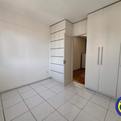 Apartamento com 40m², 1 quarto, no bairro Centro em Florianópolis