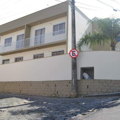 Kitnet com 22m², 1 quarto, no bairro Saco dos Limões em Florianópolis