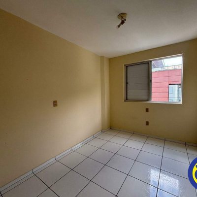 Apartamento com 75m², 2 quartos, 1 garagem, no bairro Centro em Florianópolis
