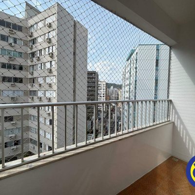 Apartamento com 118m², 3 quartos (sendo 2 suítes), 1 garagem, no bairro Centro em Florianópolis
