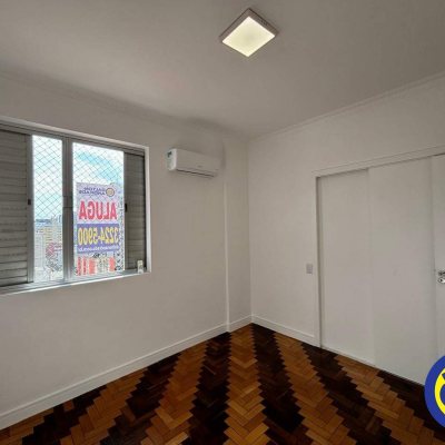 Apartamento com 118m², 3 quartos (sendo 2 suítes), 1 garagem, no bairro Centro em Florianópolis